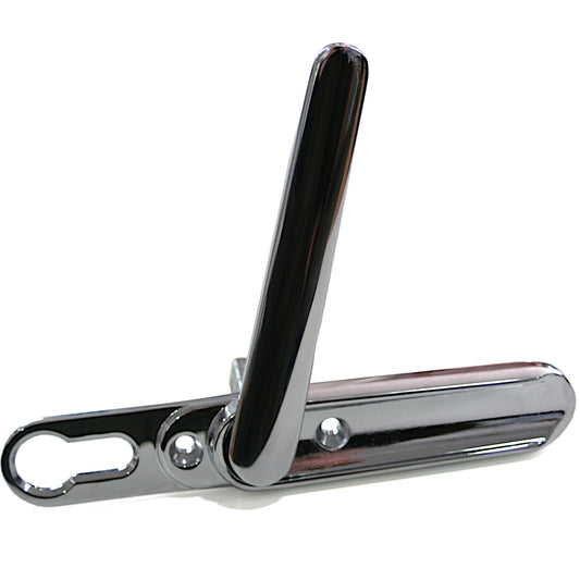 Bifold door lift and turn shootbolt handle